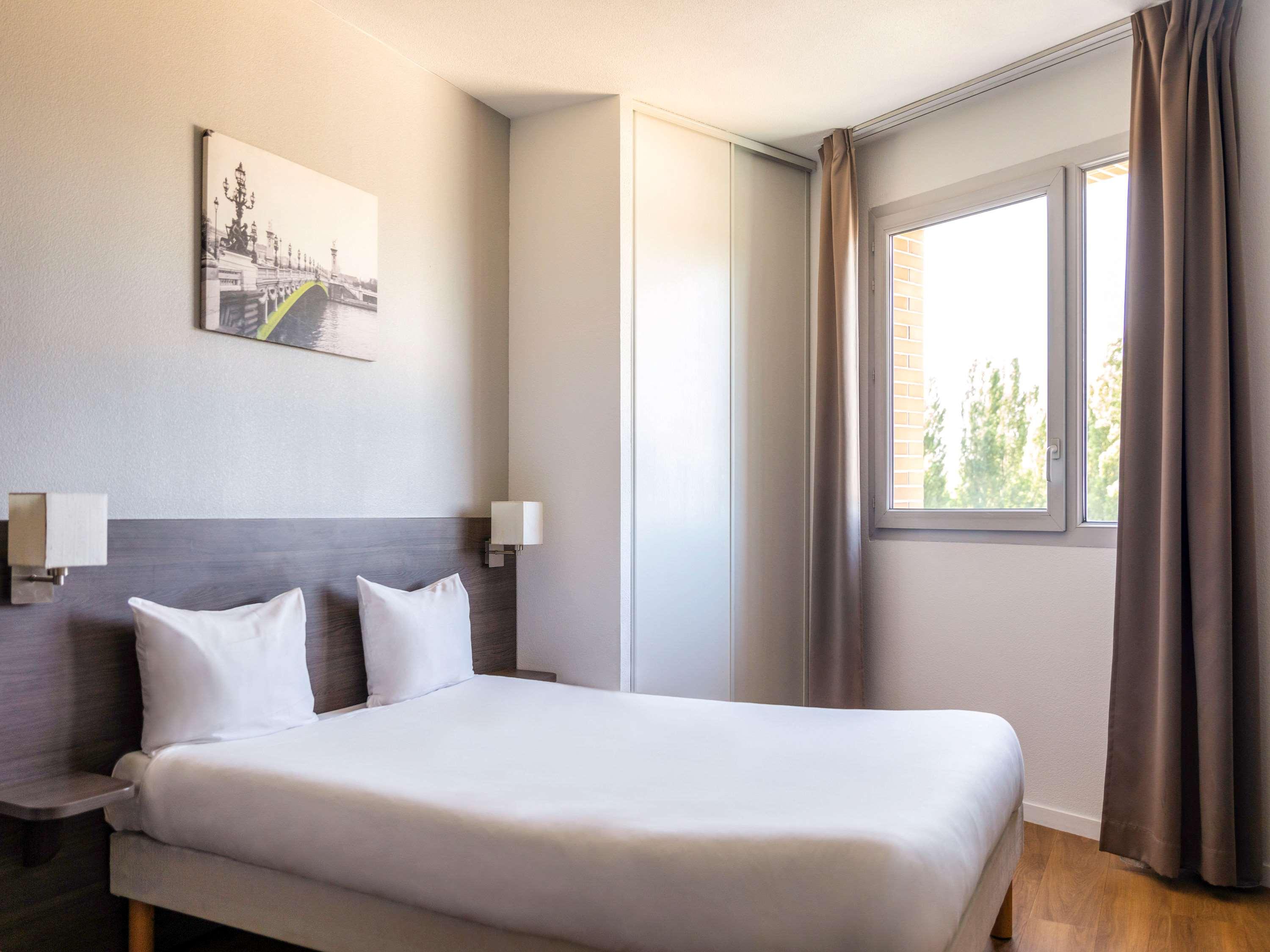 Appart'Hotel Vacanceole Paris Quai De Marne - Ex Adagio Ножан-сюр-Марн Экстерьер фото