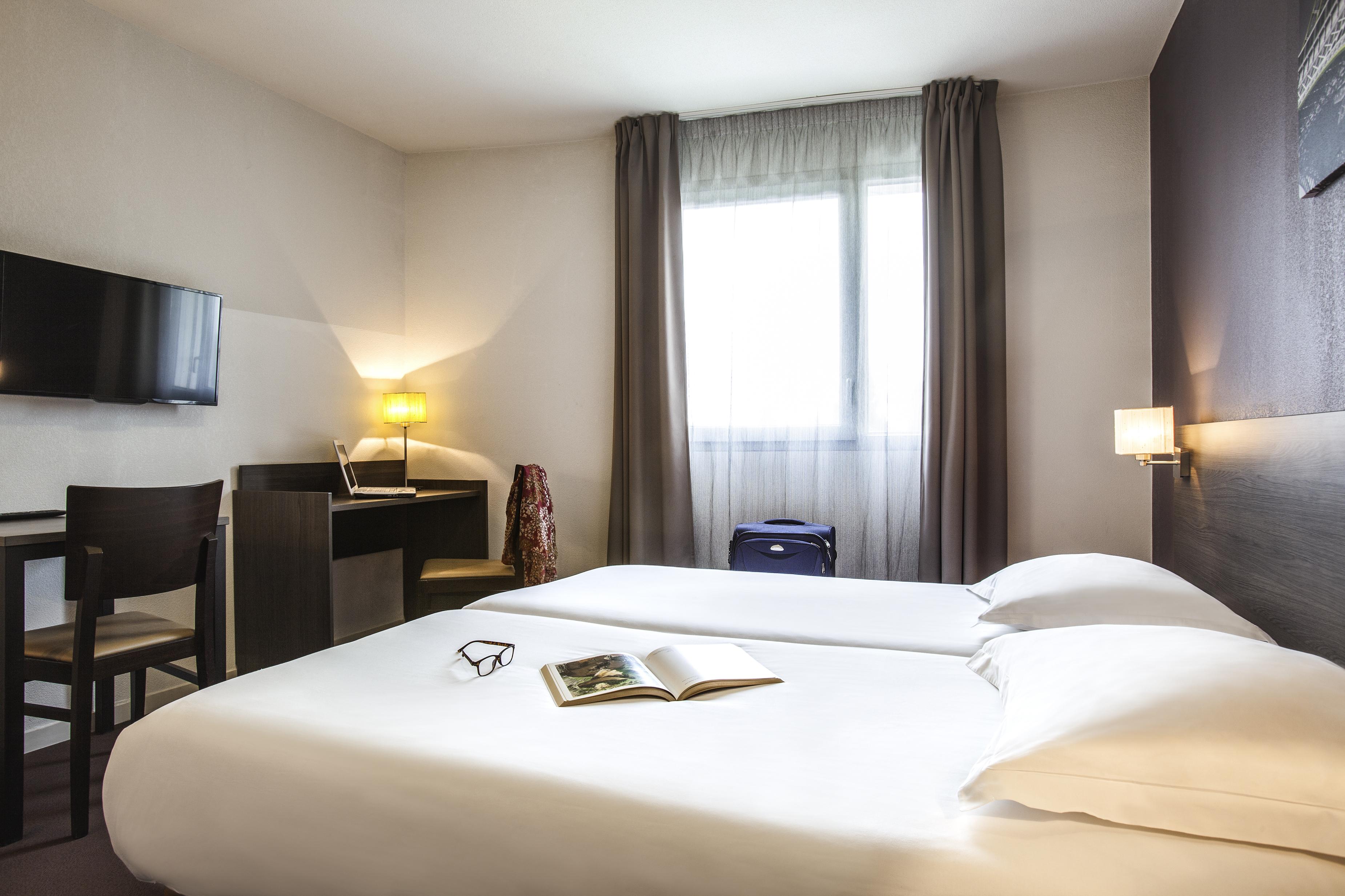 Appart'Hotel Vacanceole Paris Quai De Marne - Ex Adagio Ножан-сюр-Марн Экстерьер фото