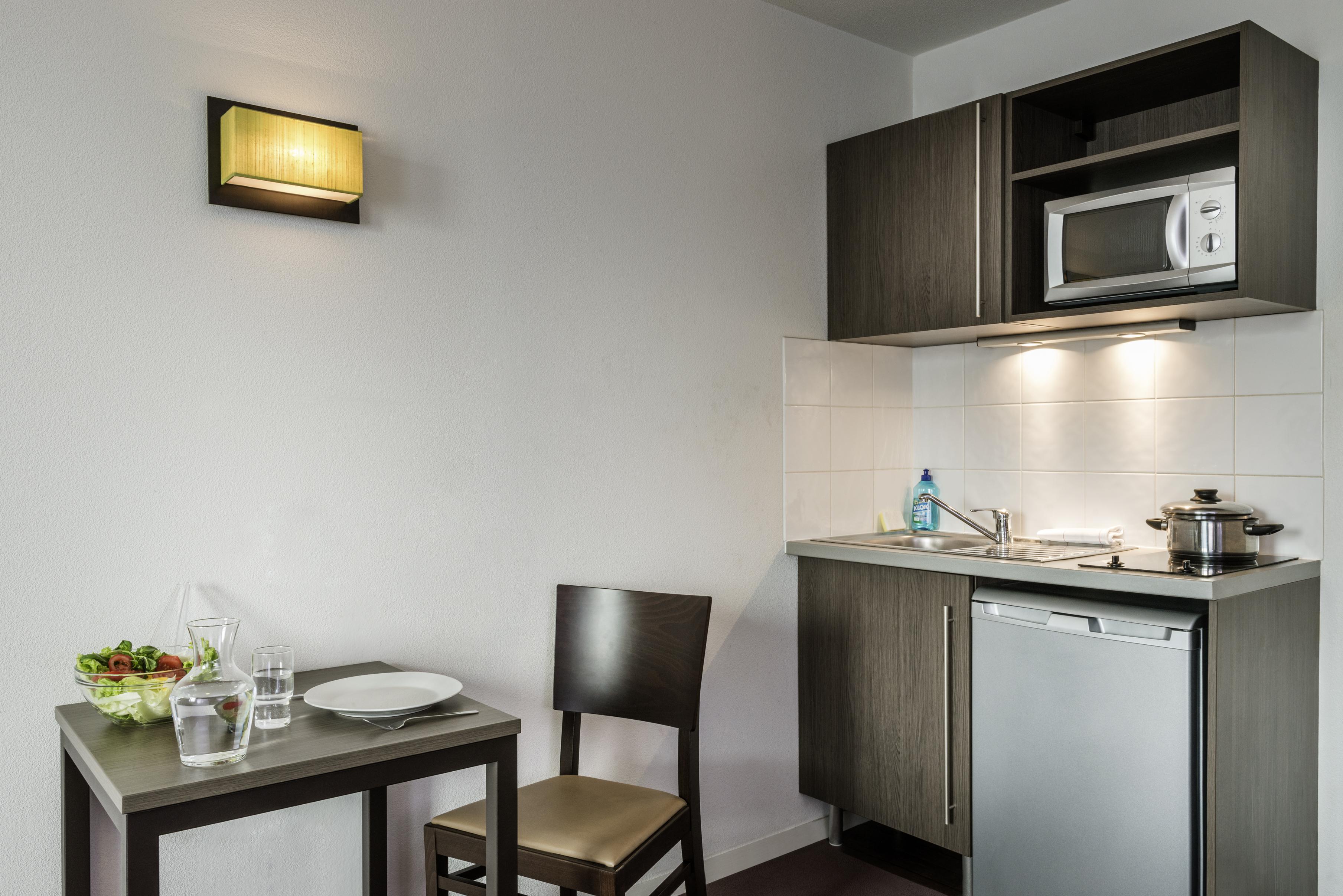 Appart'Hotel Vacanceole Paris Quai De Marne - Ex Adagio Ножан-сюр-Марн Экстерьер фото